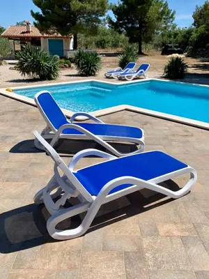 Bazen u objektu Villa Tovarovica ili u blizini