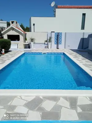 Bazen u objektu Holiday home Villa Anny ili u blizini