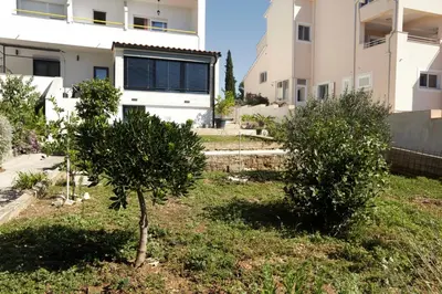 Vrt u objektu Apartments by the sea Brodarica, Sibenik - 466