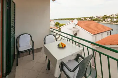 Balkon ili terasa u objektu Apartments by the sea Bilo - Primosten - 4191