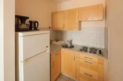 Kuhinja ili čajna kuhinja u objektu Apartments by the sea Bilo - Primosten - 4191