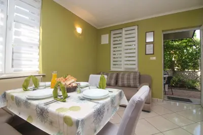 Tlocrt objekta Apartments with parking space Zablace, Sibenik - 24126