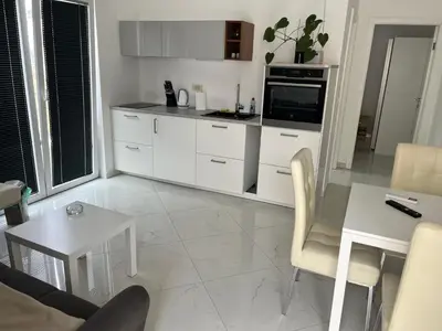 Kuhinja ili čajna kuhinja u objektu Apartments Verdina