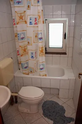 Kupaonica u objektu Apartments with parking space Grebastica, Sibenik - 4867