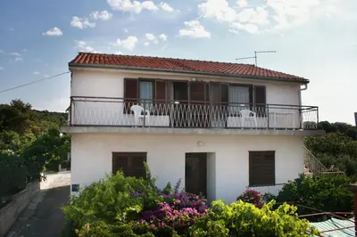 Zgrada u kojoj se nalazi apartman