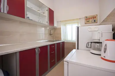 Kuhinja ili čajna kuhinja u objektu Apartments by the sea Brodarica, Sibenik - 5736