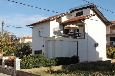 Zgrada u kojoj se nalazi apartman