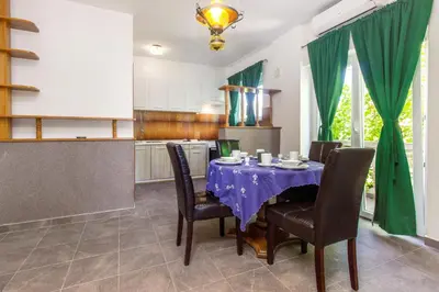 Kuhinja ili čajna kuhinja u objektu Apartments by the sea Pirovac, Sibenik - 6280