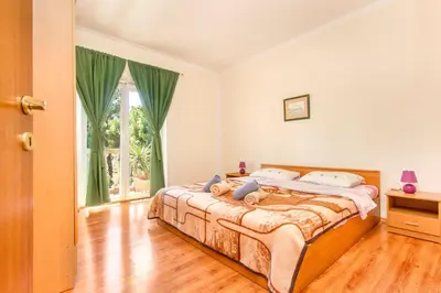Krevet ili kreveti u jedinici u objektu Apartments by the sea Pirovac, Sibenik - 6280