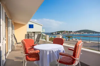 Tlocrt objekta Apartments by the sea Rogoznica - 7558