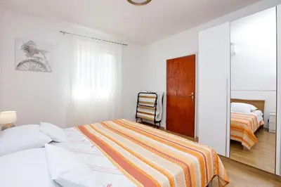Krevet ili kreveti u jedinici u objektu Apartments with parking space Stupin Celine, Rogoznica - 23812