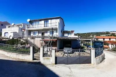 Zgrada u kojoj se nalazi apartman