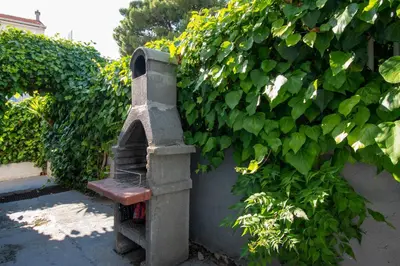Vrt u objektu Family friendly house with a swimming pool Brodarica, Sibenik - 24117
