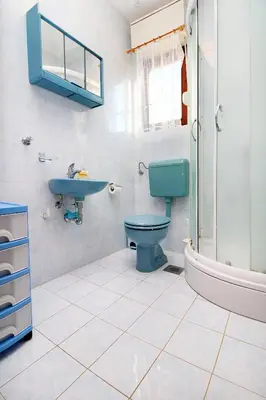 Kupaonica u objektu Apartments with a parking space Bilo, Primosten - 9467
