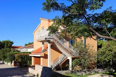 Zgrada u kojoj se nalazi apartman