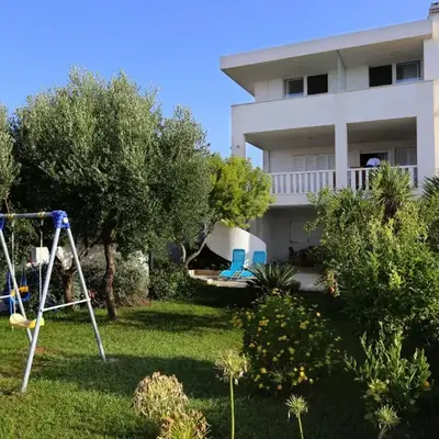 Apartments by the sea Zecevo Rtic