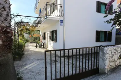 Zgrada u kojoj se nalazi apartman