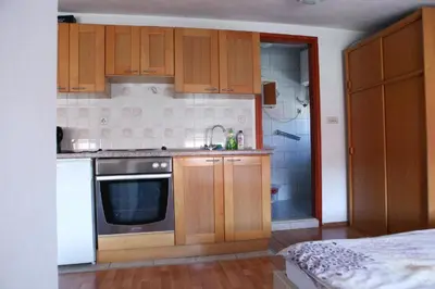 Kuhinja ili čajna kuhinja u objektu Deep Blue Sea view apartments Vodice