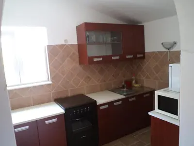 Kuhinja ili čajna kuhinja u objektu Apartment Jole