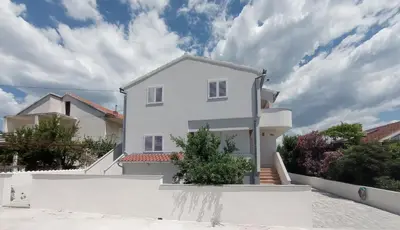 Zgrada u kojoj se nalazi apartman