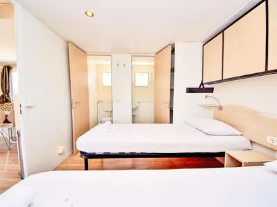 Krevet ili kreveti u jedinici u objektu Holiday Home Galešnica Sea View by Interhome