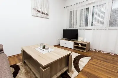 TV i/ili zabavni centar u objektu Apartments Vesna