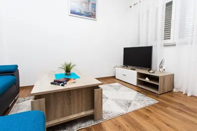 TV i/ili zabavni centar u objektu Apartments Vesna