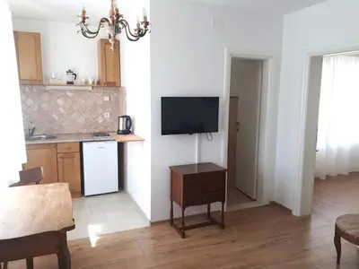 Kuhinja ili čajna kuhinja u objektu Apartments Jolie