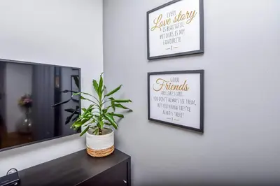 Certifikat, nagrada, logo ili neki drugi dokument izložen u objektu Apartment BoDy