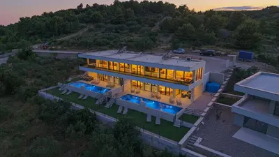 Bazen u objektu Aliara Panorama ili u blizini