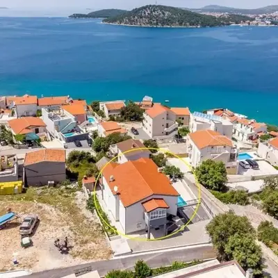 Family-friendly apartments with swimming pool Razanj - Rogoznica - 24214