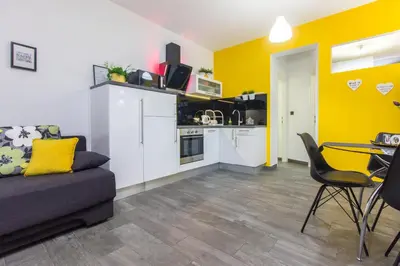 Kuhinja ili čajna kuhinja u objektu Apartments Slavica