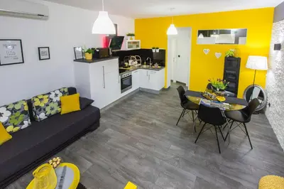 Kuhinja ili čajna kuhinja u objektu Apartments Slavica