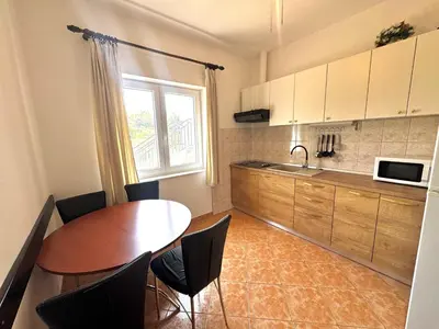 Kuhinja ili čajna kuhinja u objektu Apartments Helena