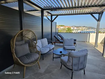 Balkon ili terasa u objektu Dora apartments Jezera