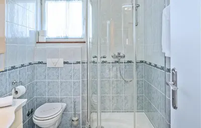 Kupaonica u objektu 1 Bedroom Gorgeous Apartment In Sibenik