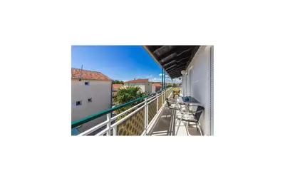 Balkon ili terasa u objektu 3 Bedroom Lovely Apartment In Vodice