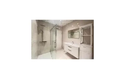 Kuhinja ili čajna kuhinja u objektu 3 Bedroom Lovely Apartment In Vodice