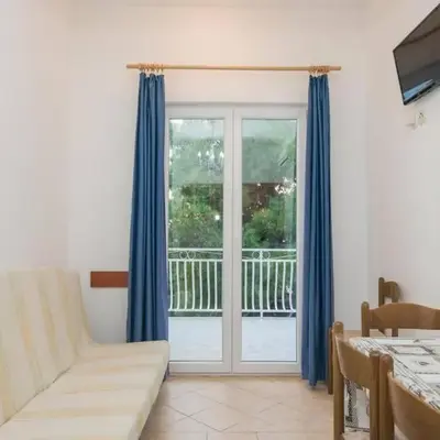 Apartment in Brodarica near Beach Gaj
