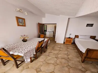 Krevet ili kreveti u jedinici u objektu Apartment in Tribunj near Scenic Beaches