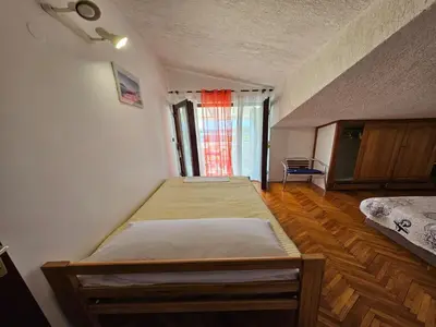 Krevet ili kreveti u jedinici u objektu Apartment in Tribunj near Scenic Beaches