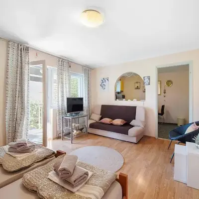 Apartment in Brodarica near Beach & Krka Park