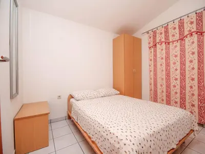 Krevet ili kreveti u jedinici u objektu Apartment in Tribunj near Tribunj Beach
