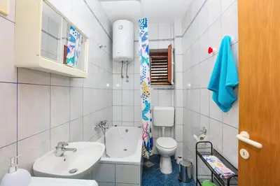 Kupaonica u objektu Apartments by the sea Sparadici, Sibenik - 24300