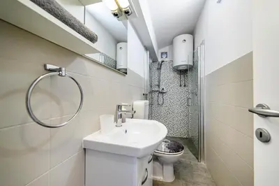 Kupaonica u objektu Apartments with parking space Raslina, Krka - 24304