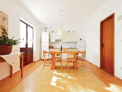 Kuhinja ili čajna kuhinja u objektu Holiday Home Oliva