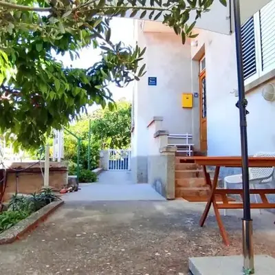Vega - Spacious Home