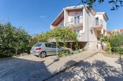 Zgrada u kojoj se nalazi apartman