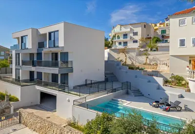 Bazen u objektu Apartments Penthouse lux XYZ ili u blizini