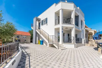 Zgrada u kojoj se nalazi apartman